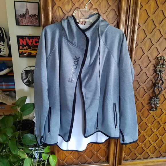 Reebok Tech Fleece Oversized Full Zip Hooded Jacket NWOT! -  Size S - Picture 10 of 16